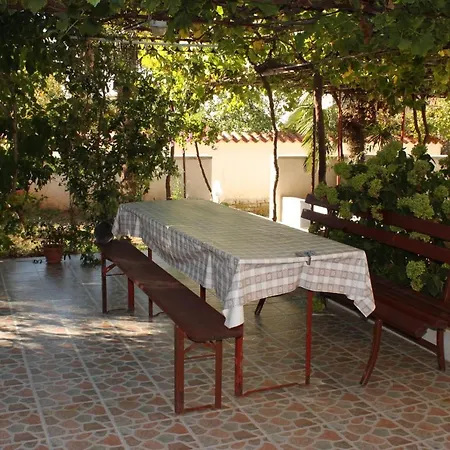 With A Parking Space - 7313