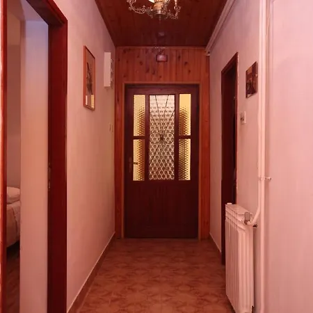 With A Parking Space - 7313