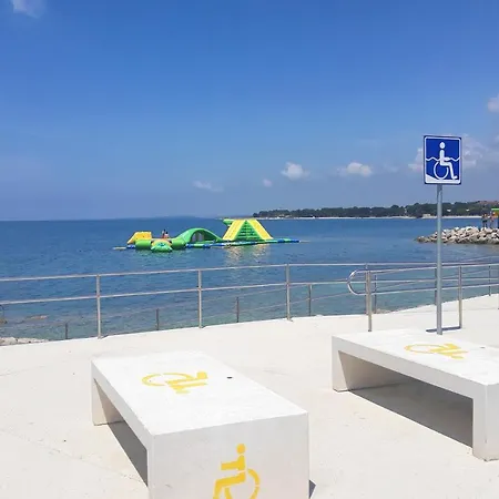 With A Parking Space - 7313 شقة