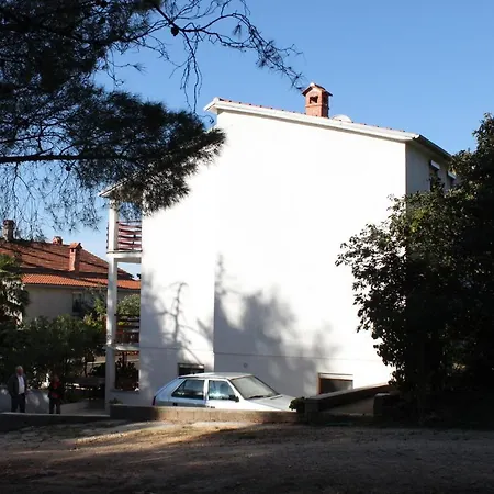 With A Parking Space - 7313 * بولا